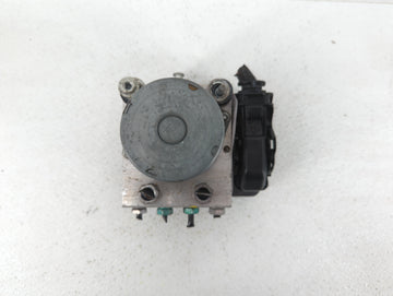 2017 Chevrolet Malibu ABS Pump Control Module Replacement P/N:84139390 A24T27-5242, 84139389, 065055768, 065055766, 84139399 Fits OEM Used Auto Parts