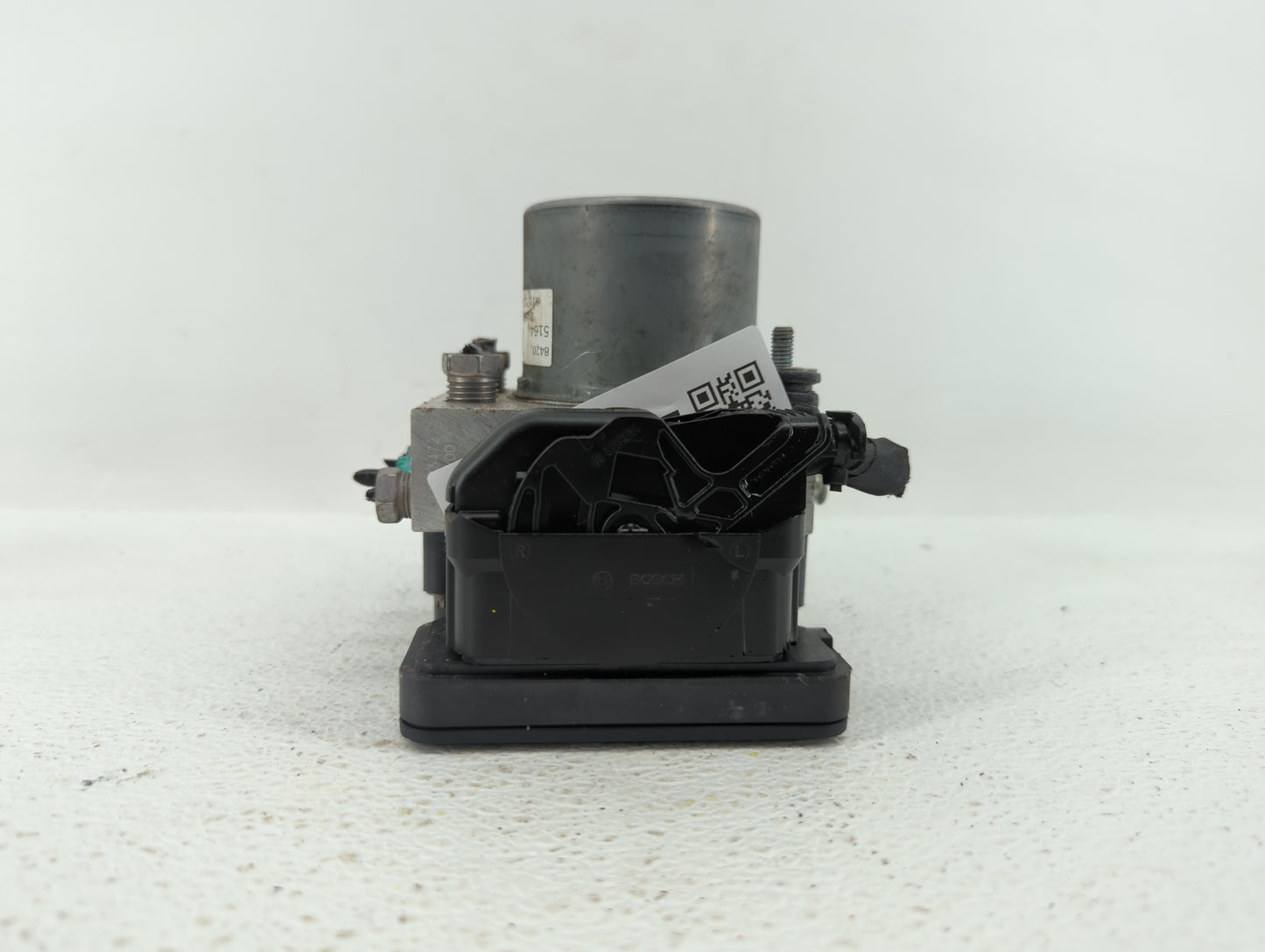 2017 Chevrolet Malibu ABS Pump Control Module Replacement P/N:84139390 A24T27-5242, 84139389, 065055768, 065055766, 84139399