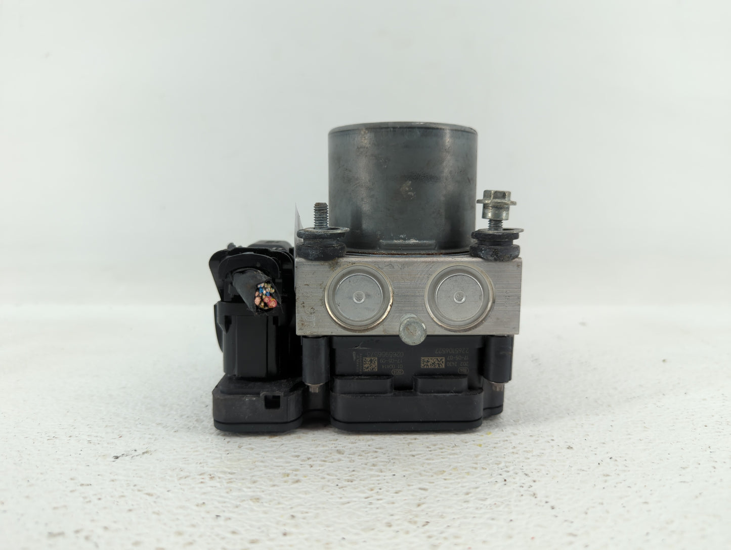 2017 Chevrolet Malibu ABS Pump Control Module Replacement P/N:84139390 A24T27-5242, 84139389, 065055768, 065055766, 84139399