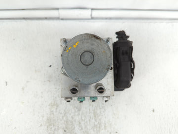 2017 Chevrolet Malibu ABS Pump Control Module Replacement P/N:84139390 A24T27-5242, 84139389, 065055768, 065055766, 84139399 Fits OEM Used Auto Parts