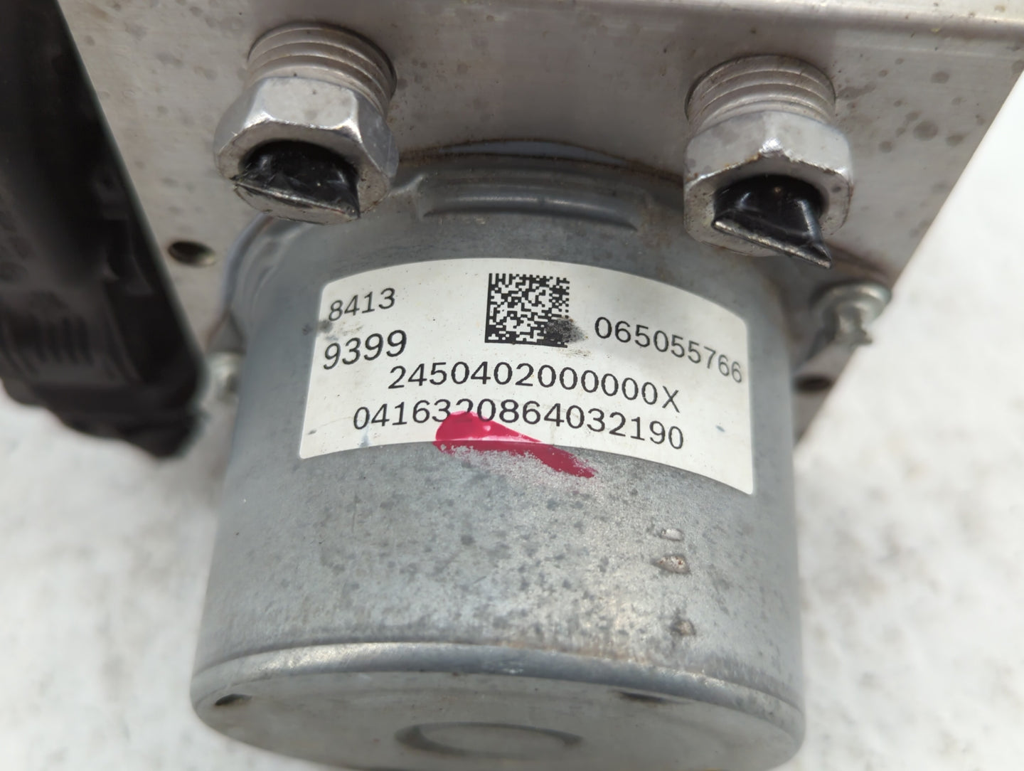 2017 Chevrolet Malibu ABS Pump Control Module Replacement P/N:84139390 A24T27-5242, 84139389, 065055768, 065055766, 84139399