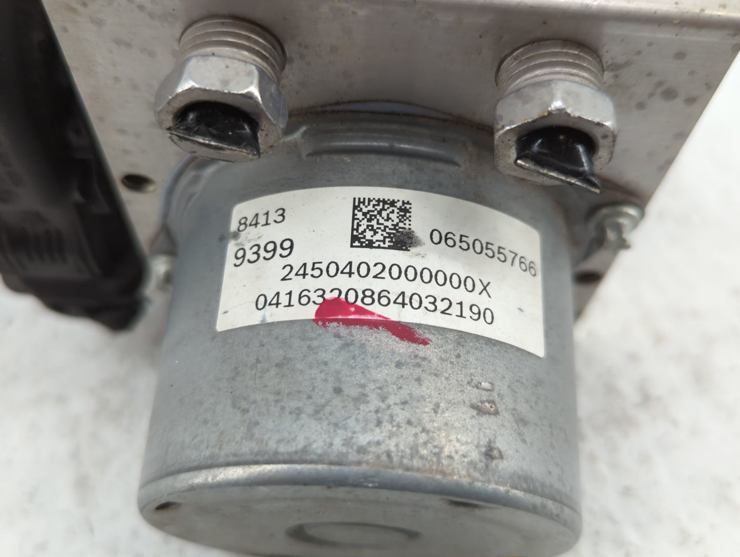 2017 Chevrolet Malibu ABS Pump Control Module Replacement P/N:84139390 A24T27-5242, 84139389, 065055768, 065055766, 84139399
