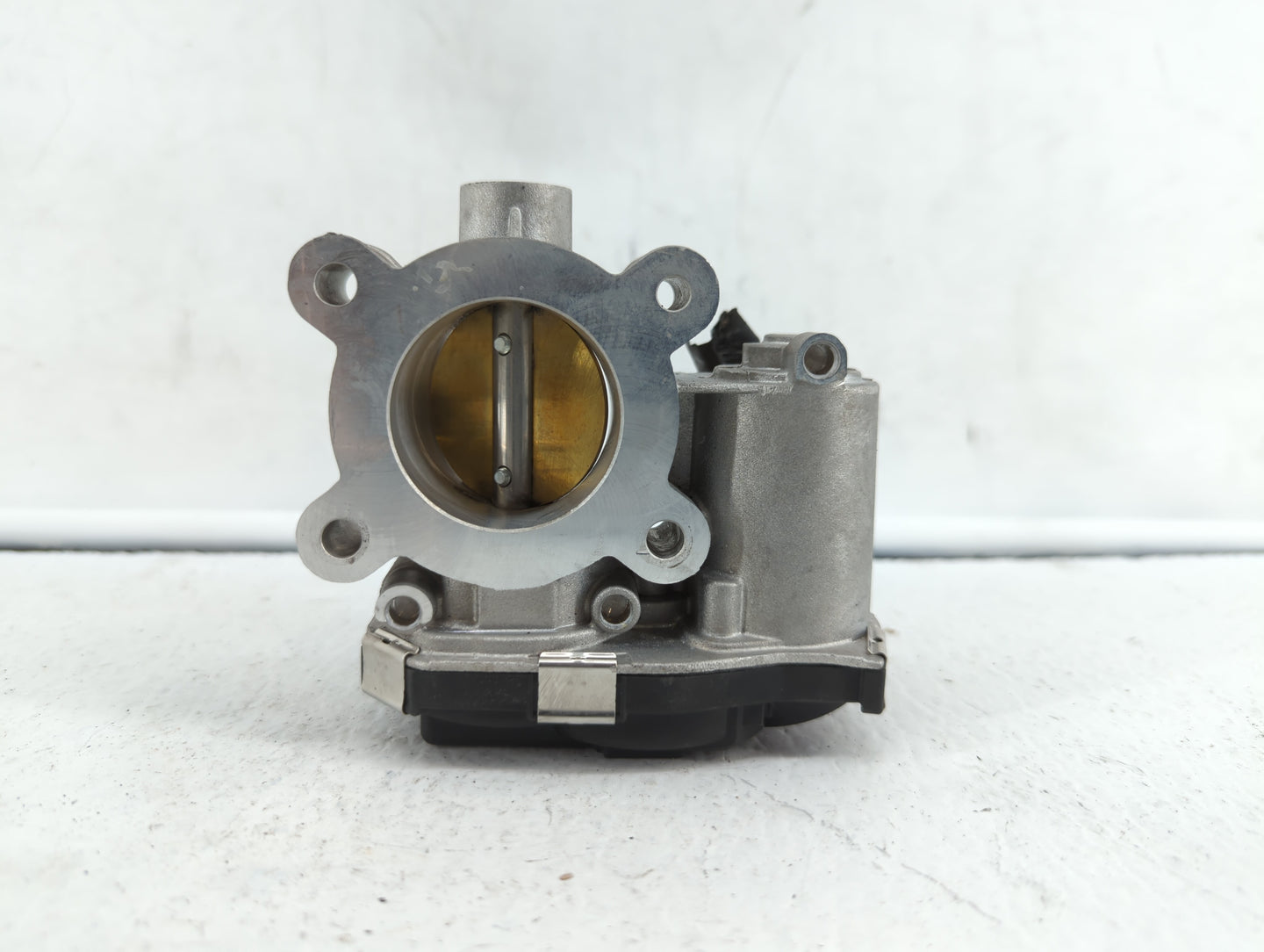 2016-2019 Chevrolet Malibu Throttle Body P/N:12671379AA Fits Fits 2016 2017 2018 2019 OEM Used Auto Parts - Oemusedautoparts