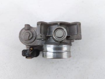 2016-2019 Chevrolet Malibu Throttle Body P/N:12671379AA Fits Fits 2016 2017 2018 2019 OEM Used Auto Parts