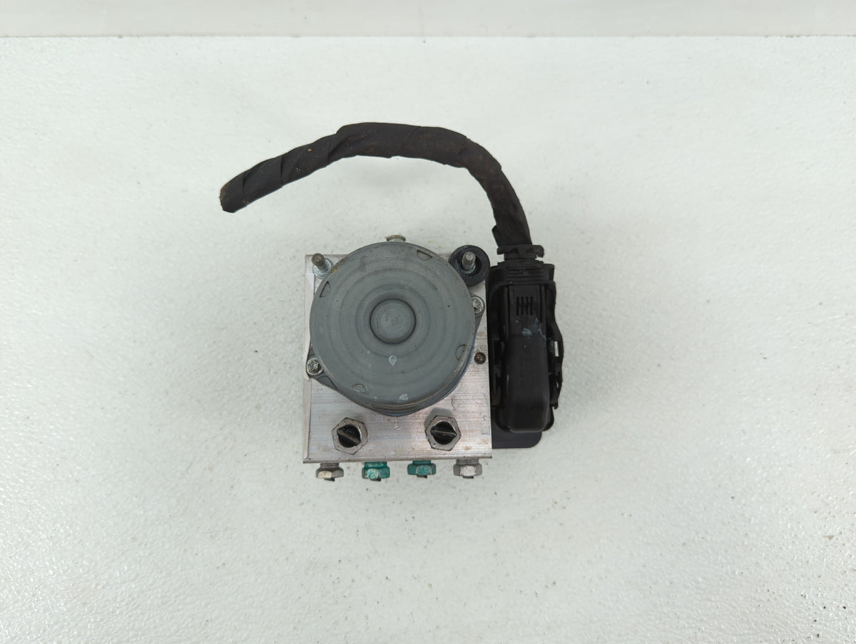 2017 Chevrolet Malibu Anti-Lock Brake ABS Pump Module Actuator OEM P/N:84139390 A24T27-5242, 84139389, 065055768, 065055766 