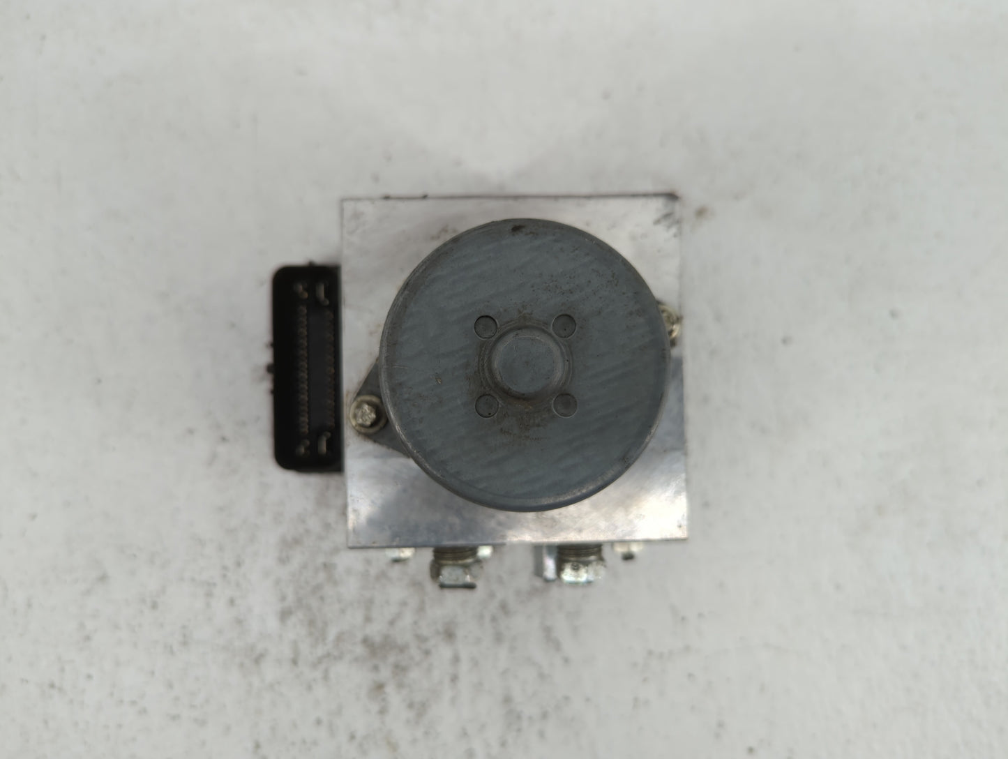 2016 Chevrolet Malibu ABS Pump Control Module Replacement P/N:065055766 23410405 Fits OEM Used Auto Parts - Oemusedautoparts