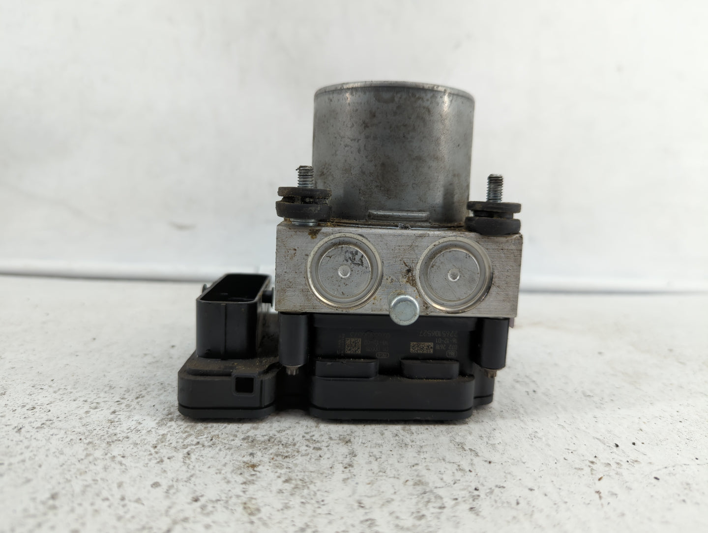2017 Chevrolet Malibu ABS Pump Control Module Replacement P/N:84139390 A24T27-5242, 84139389, 065055768, 065055766, 84139399