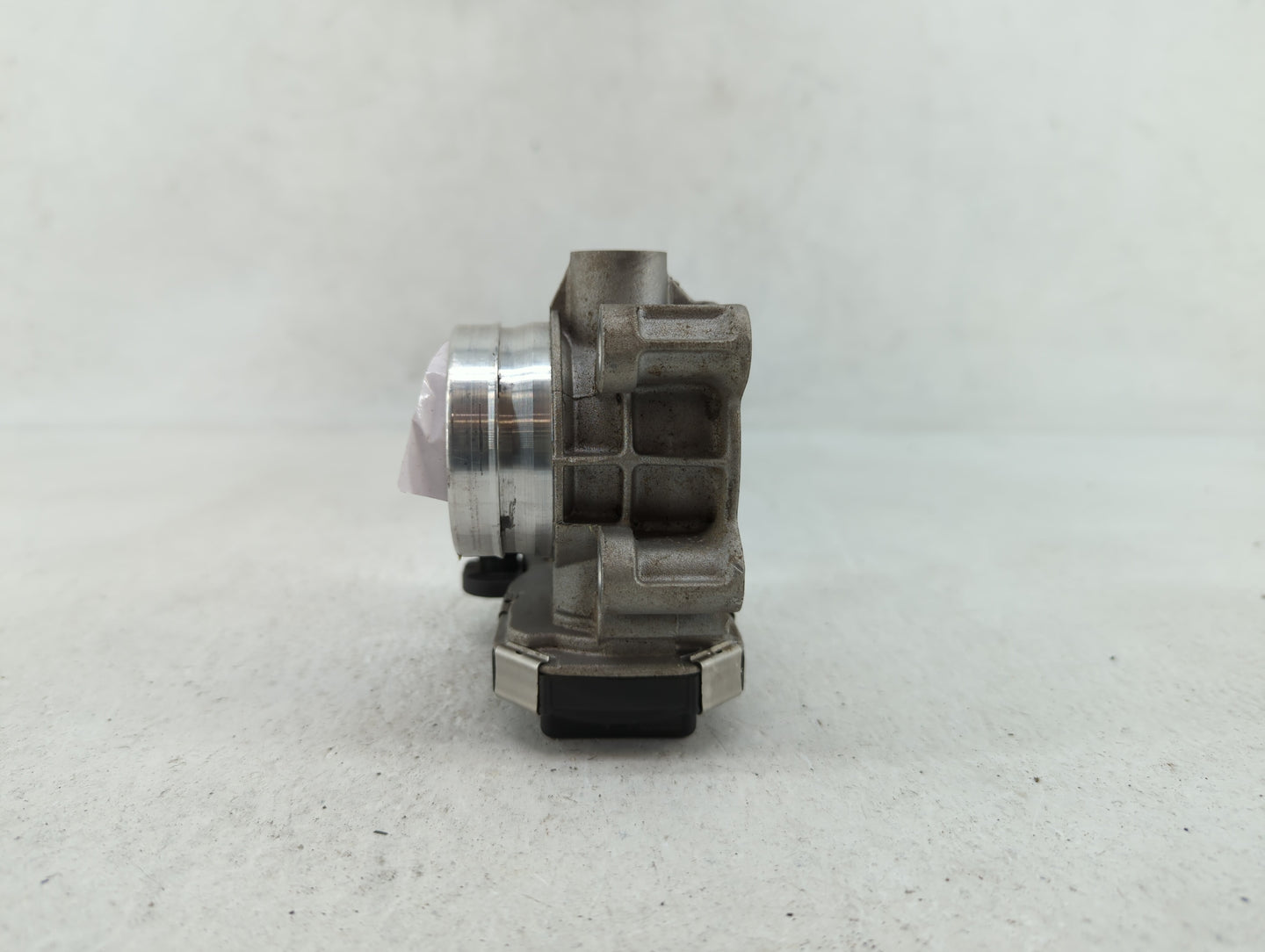 2016-2019 Chevrolet Malibu Throttle Body P/N:12671379AA Fits Fits 2016 2017 2018 2019 OEM Used Auto Parts - Oemusedautoparts