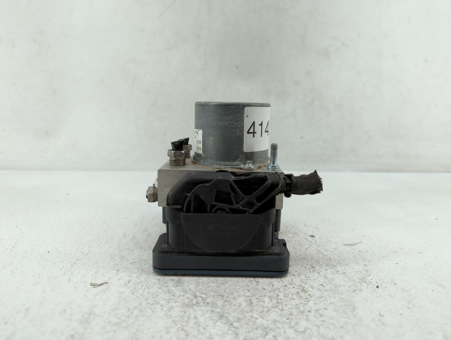 2017 Chevrolet Malibu ABS Pump Control Module Replacement P/N:84139390 A24T27-5242, 84139389, 065055768, 065055766, 84139399