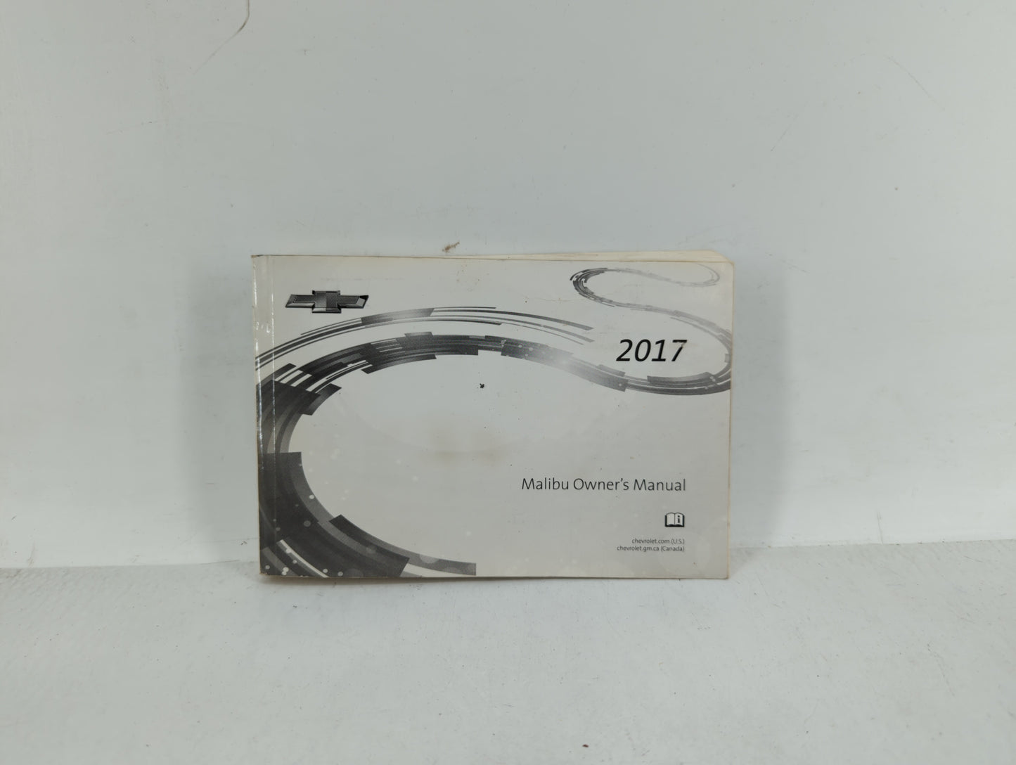 2017 Chevrolet Malibu Owners Manual Book Guide OEM Used Auto Parts - Oemusedautoparts1.com