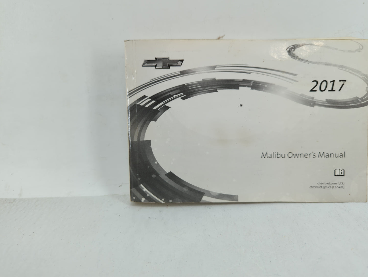 2017 Chevrolet Malibu Owners Manual Book Guide OEM Used Auto Parts - Oemusedautoparts1.com