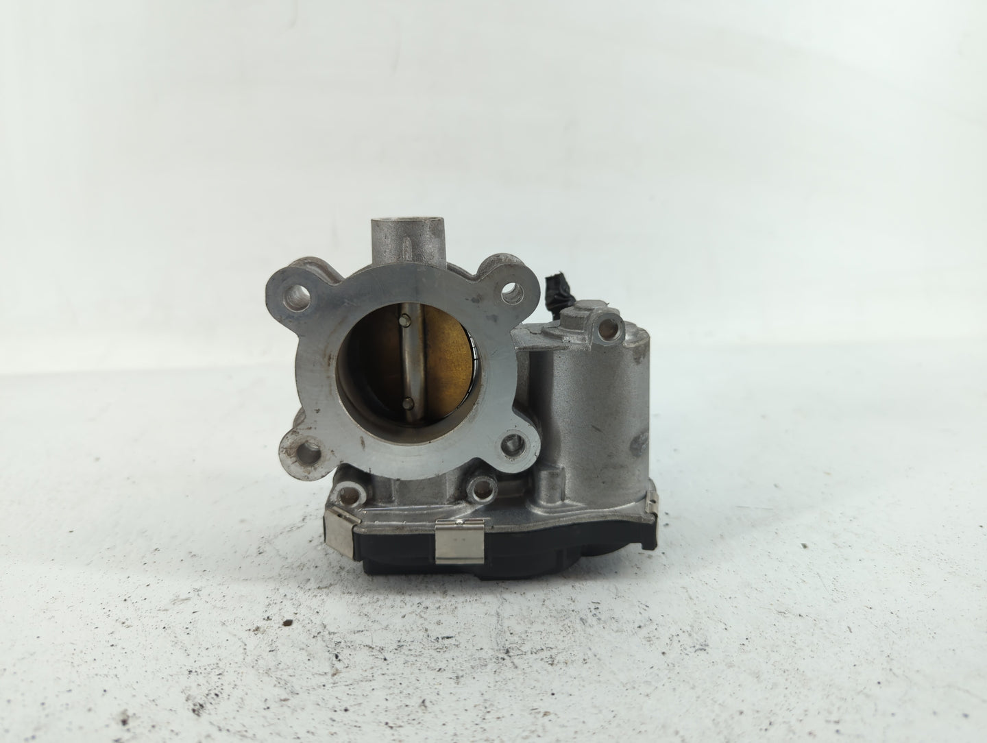 2016-2021 Chevrolet Malibu Throttle Body P/N:12671379AA Fits Fits 2016 2017 2018 2019 2020 2021 2022 OEM Used Auto Parts - O