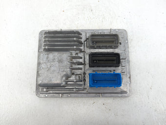 compare product 2017-2021 Chevrolet Malibu PCM Engine Control Computer ECU ECM PCU OEM P/N:12669908 12680876 Fits OEM Used Auto Parts