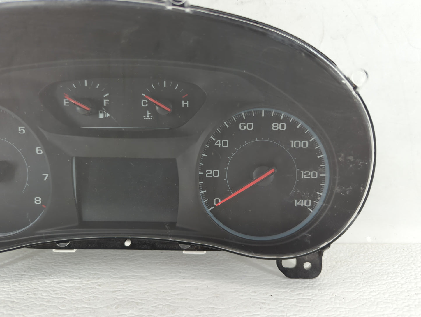 2017-2018 Chevrolet Malibu Instrument Cluster Speedometer Gauges P/N:84075670 84356877, 84128302, 84451585 Fits Fits 2017 20