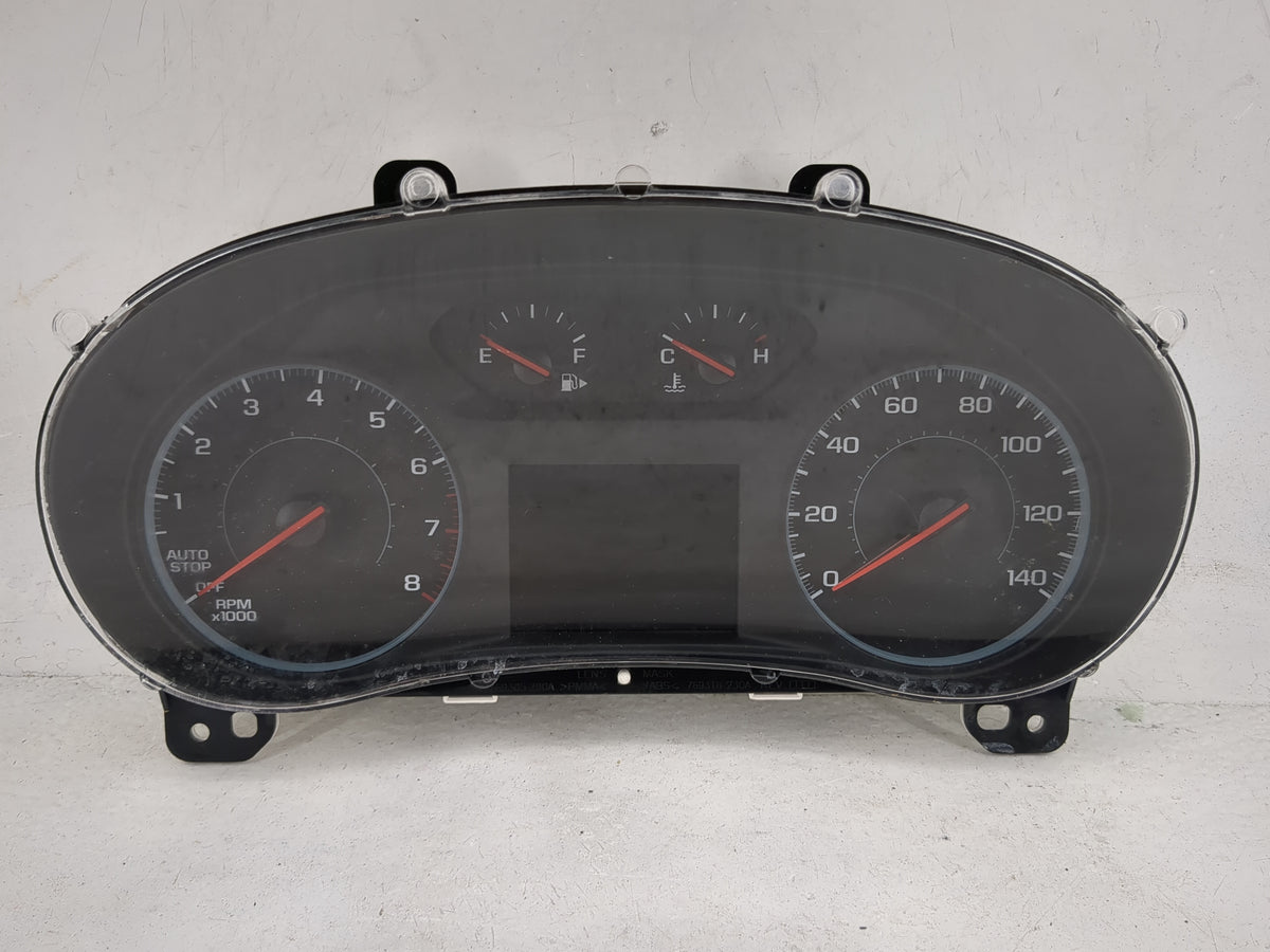 2017-2018 Chevrolet Malibu Instrument Cluster Speedometer Gauges Miles:138K Fits Fits 2017 2018 OEM Used Auto Parts - Oemuse