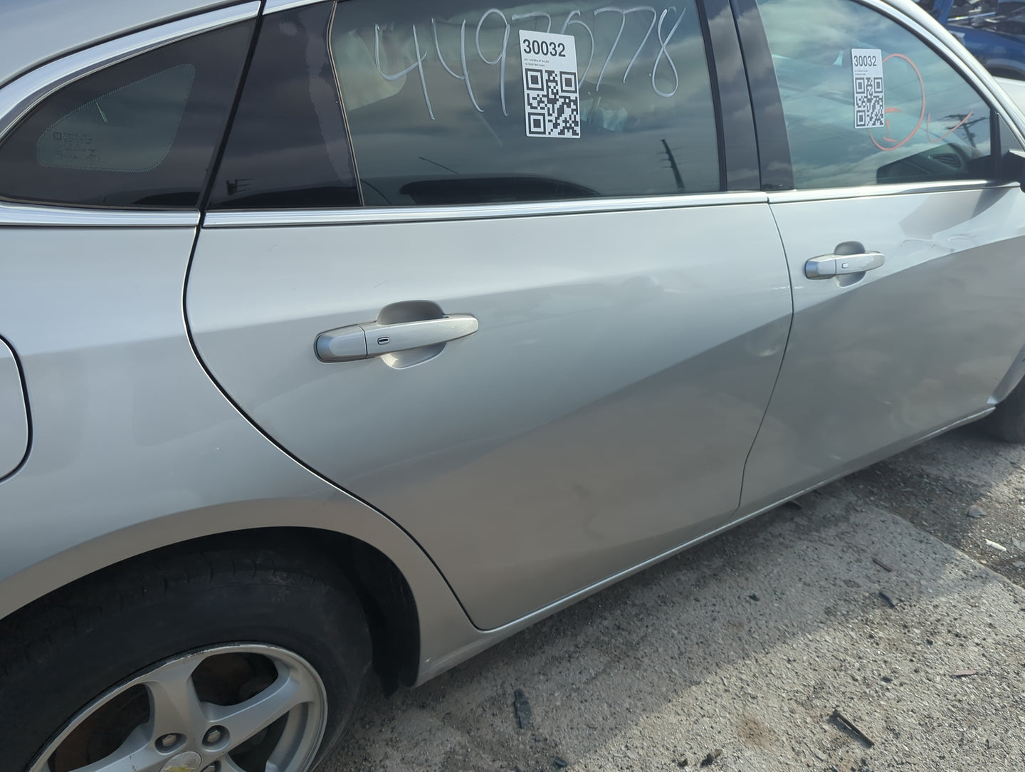 2016-2021 Chevrolet Malibu Passenger Rear Door Oem - Oemusedautoparts1.com