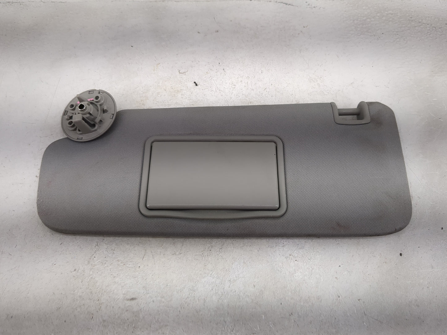 2016-2021 Chevrolet Malibu Sun Visor Shade Replacement Driver Left Mirror Fits Fits 2016 2017 2018 2019 2020 2021 OEM Used A