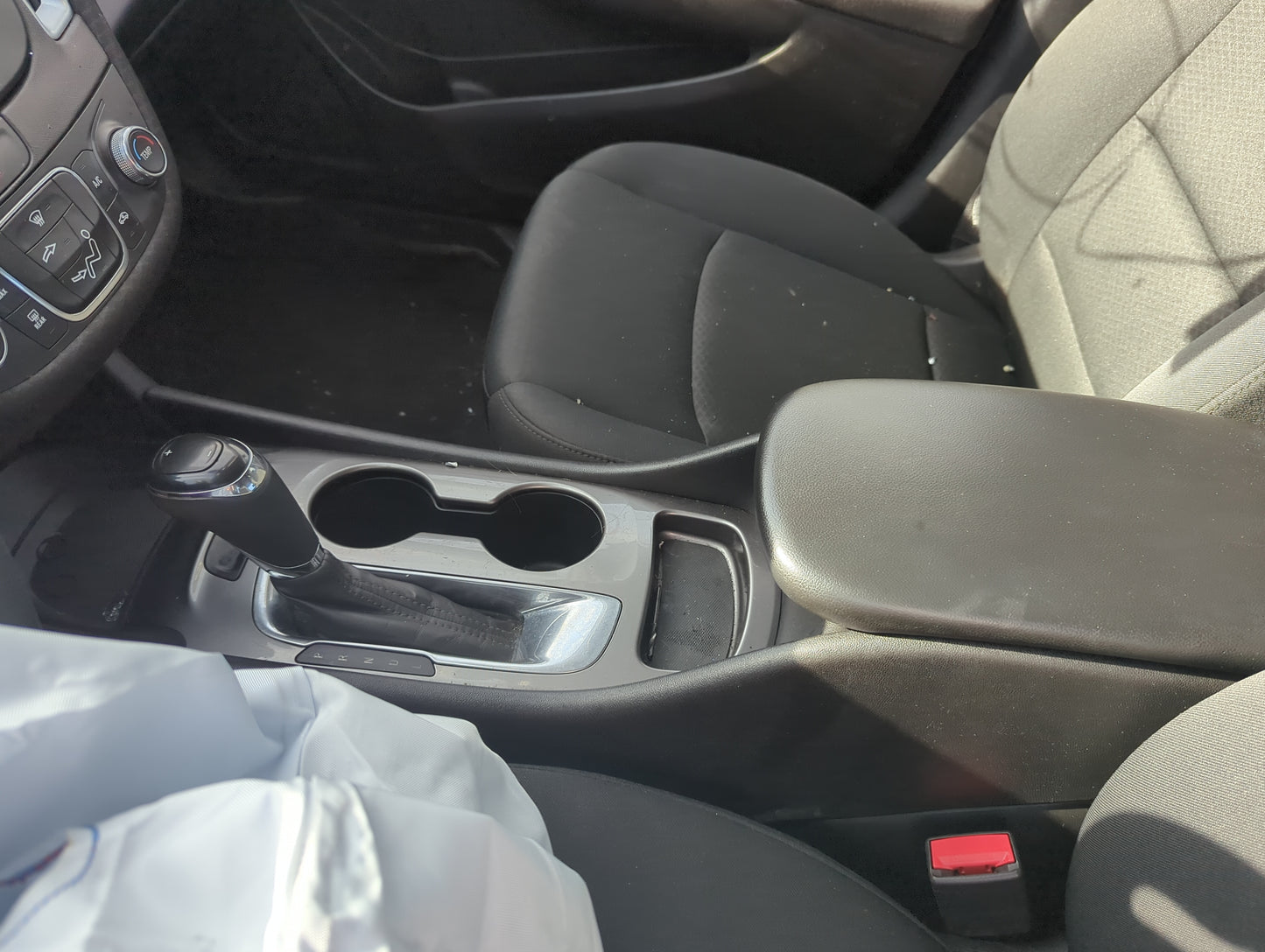 2016-2018 Chevrolet Malibu Center Floor Console Fits Fits 2016 2017 2018 OEM Used Auto Parts - Oemusedautoparts1.com
