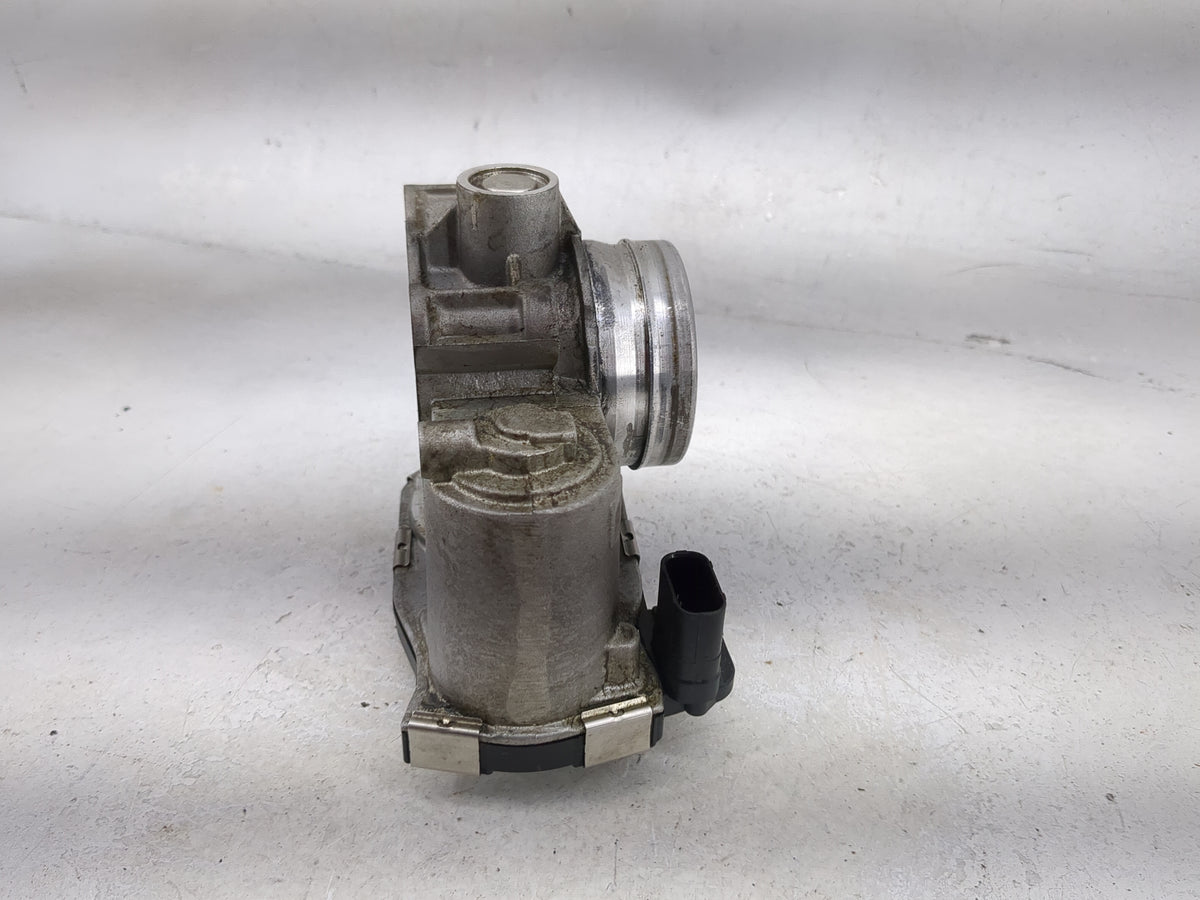 2016-2021 Chevrolet Malibu Throttle Body P/N:12671379AA Fits Fits 2016 2017 2018 2019 2020 2021 2022 OEM Used Auto Parts - O