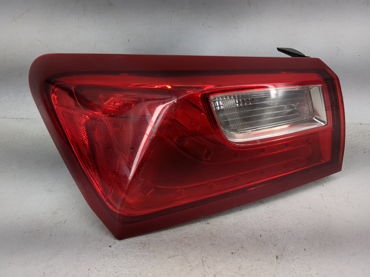 2016-2021 Chevrolet Malibu Driver Left Side Deck Lid Mounted Tail Light 5026109 - Oemusedautoparts1.com
