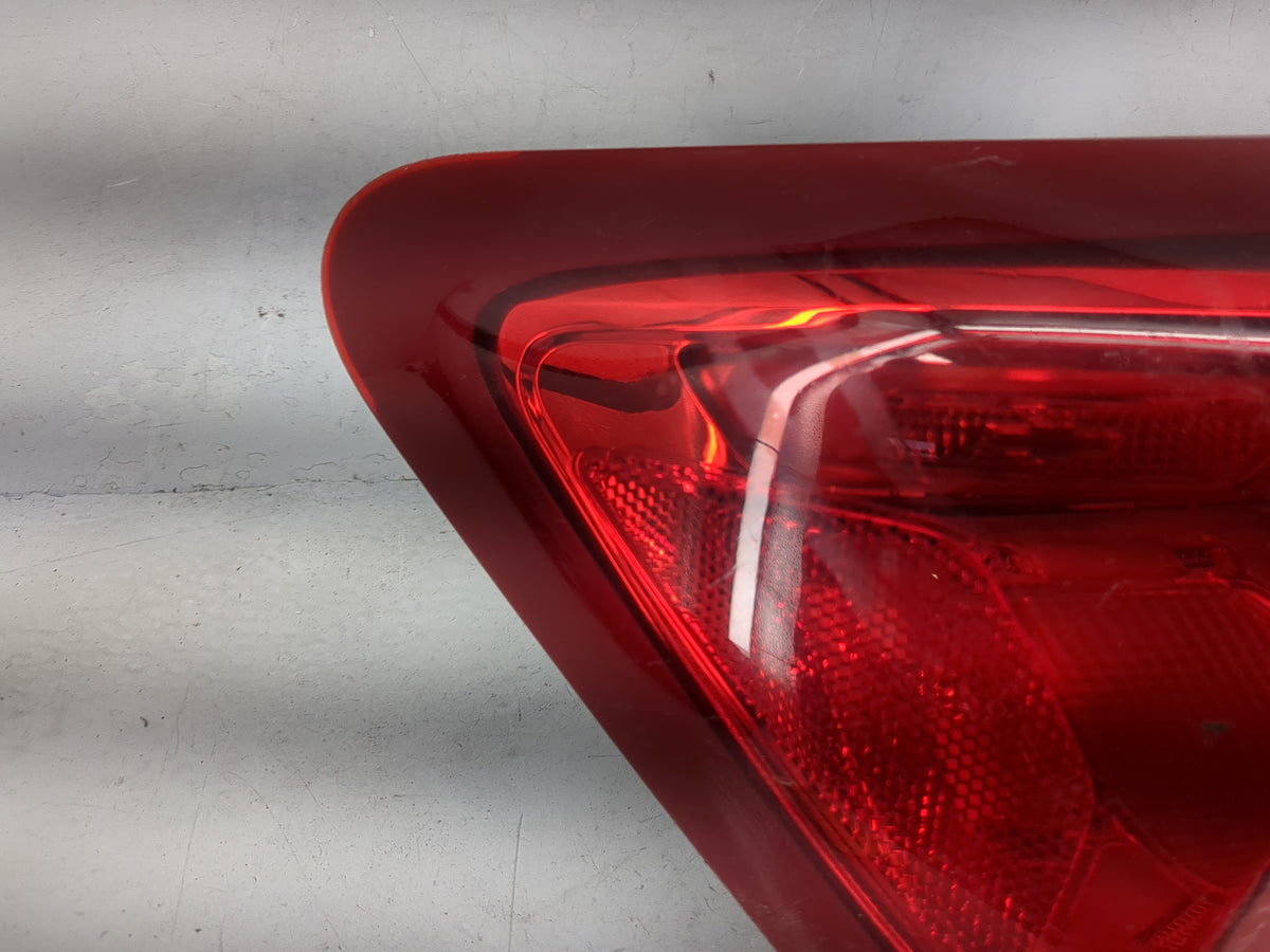 2016-2021 Chevrolet Malibu Driver Left Side Deck Lid Mounted Tail Light 5026109 - Oemusedautoparts1.com