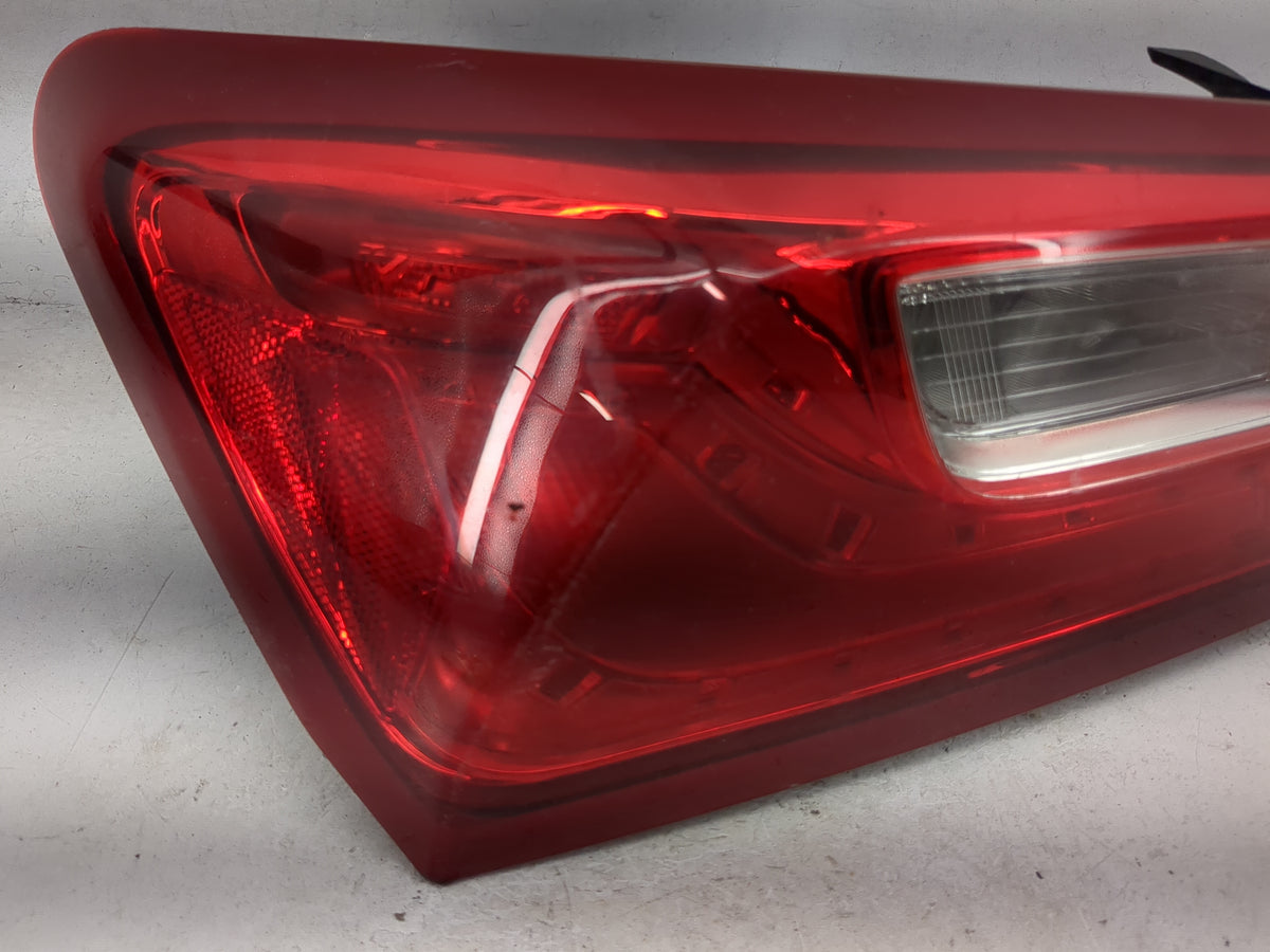 2016-2021 Chevrolet Malibu Driver Left Side Deck Lid Mounted Tail Light 5026109 - Oemusedautoparts1.com