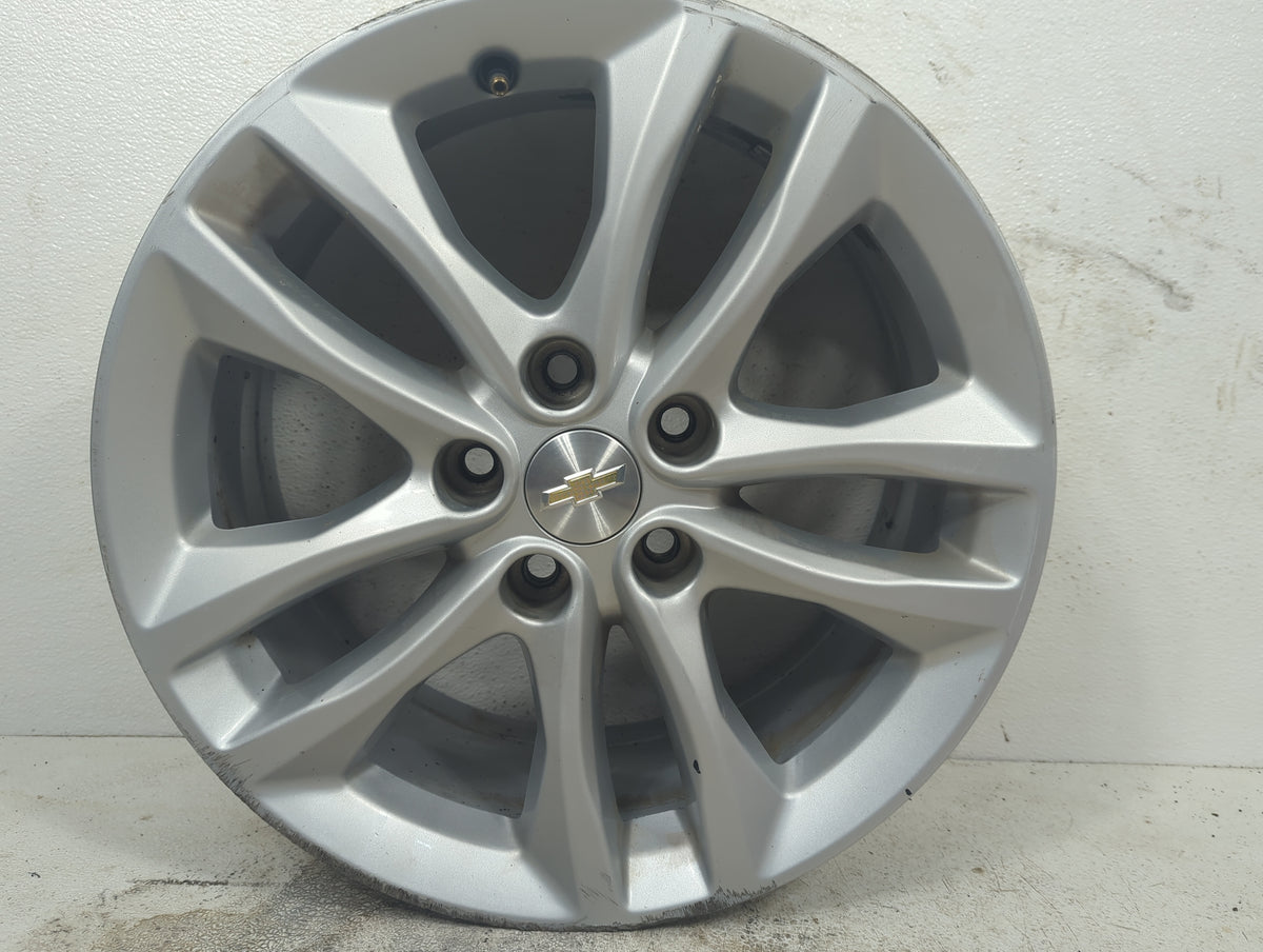 2016-2018 Chevrolet Malibu Oem Wheel Rim 5043788 - Oemusedautoparts1.com