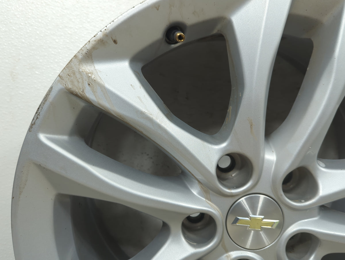 2016-2018 Chevrolet Malibu Oem Wheel Rim 5043791 - Oemusedautoparts1.com