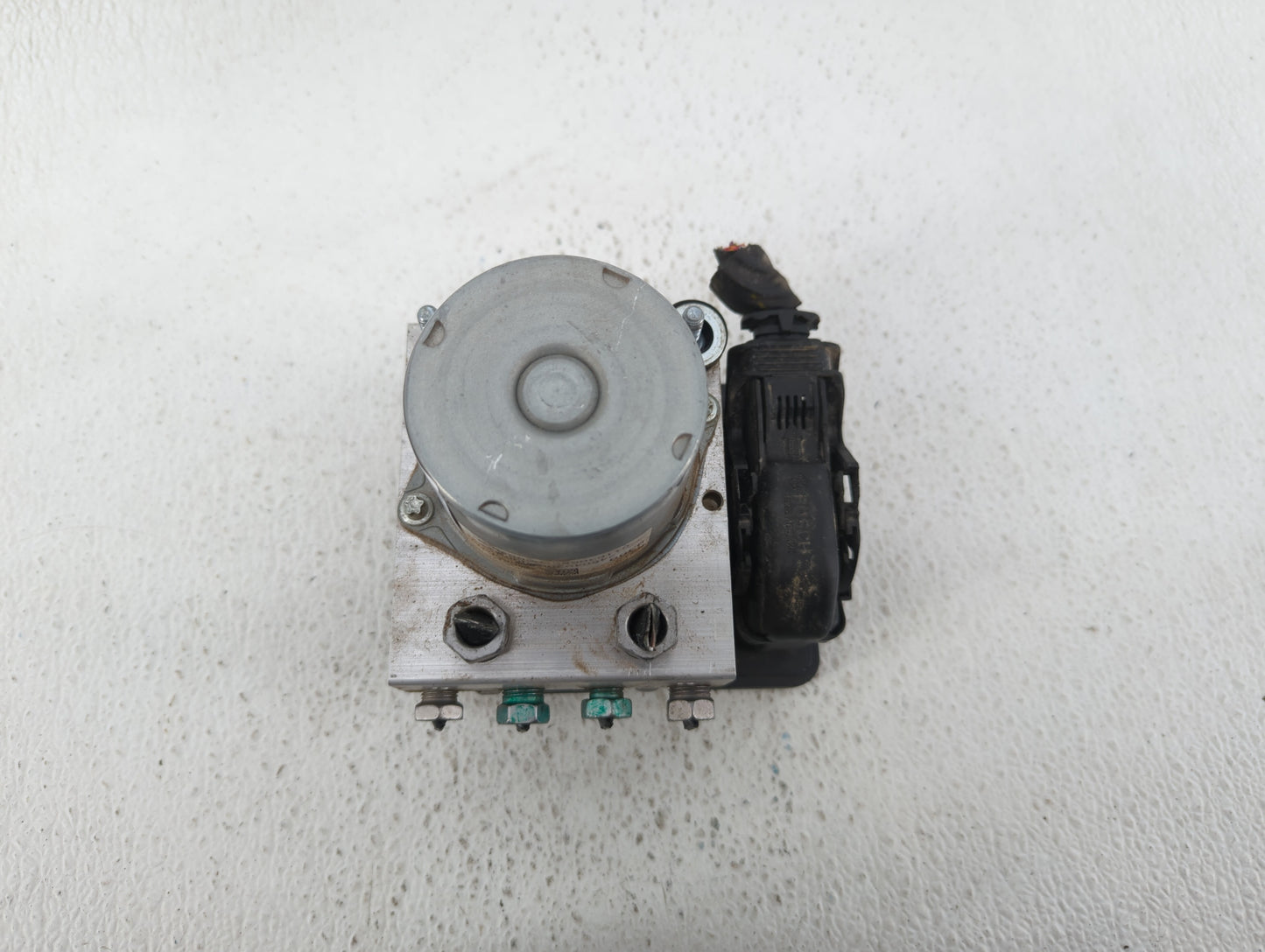 2017 Chevrolet Malibu ABS Pump Control Module Replacement P/N:84139390 A24T27-5242, 84139389, 065055768, 065055766, 84139399