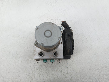 2017 Chevrolet Malibu ABS Pump Control Module Replacement P/N:84139390 A24T27-5242, 84139389, 065055768, 065055766, 84139399 Fits OEM Used Auto Parts