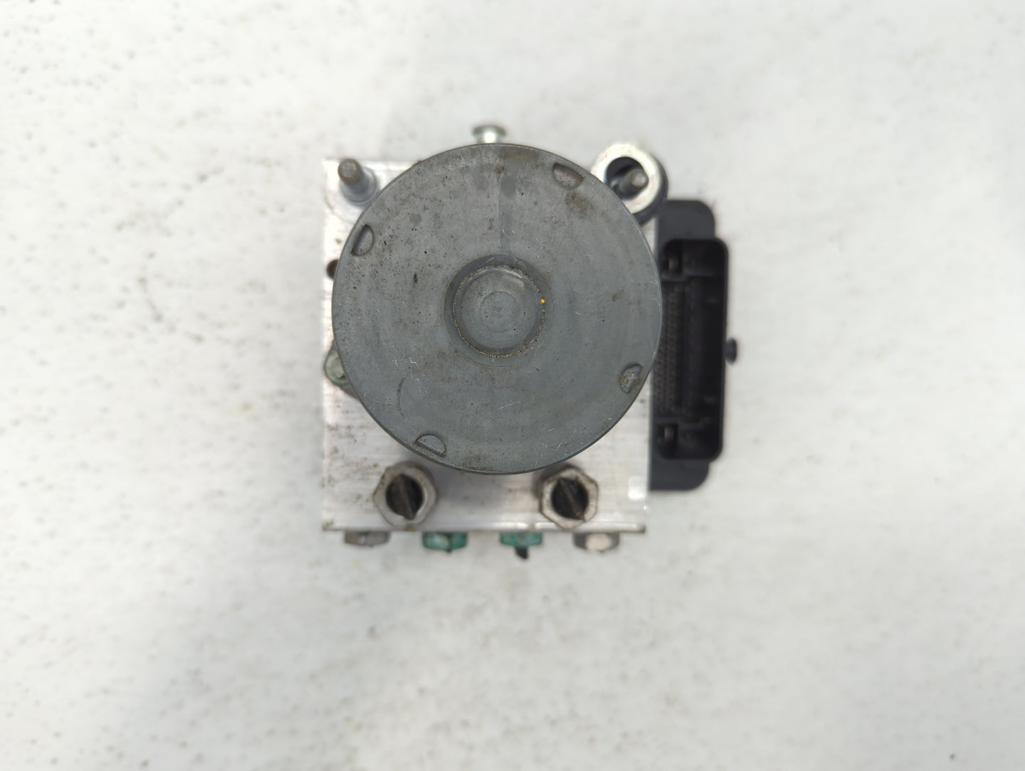 2017 Chevrolet Malibu ABS Pump Control Module Replacement P/N:065055766 84139390, A24T27-5242, 84139389, 065055768, 84139399