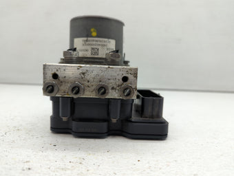 compare product 2017 Chevrolet Malibu ABS Pump Control Module Replacement P/N:065055766 84139390, A24T27-5242, 84139389, 065055768, 84139399 Fits OEM Used Auto Parts