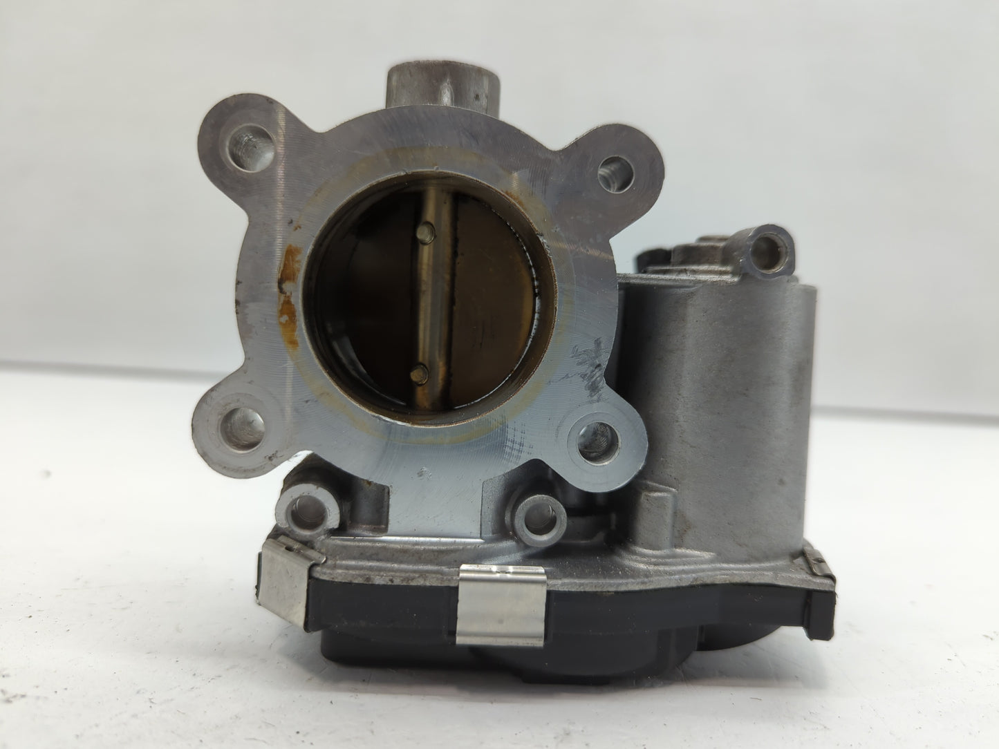 2016-2021 Chevrolet Malibu Throttle Body P/N:12671379AA Fits Fits 2016 2017 2018 2019 2020 2021 2022 OEM Used Auto Parts - O