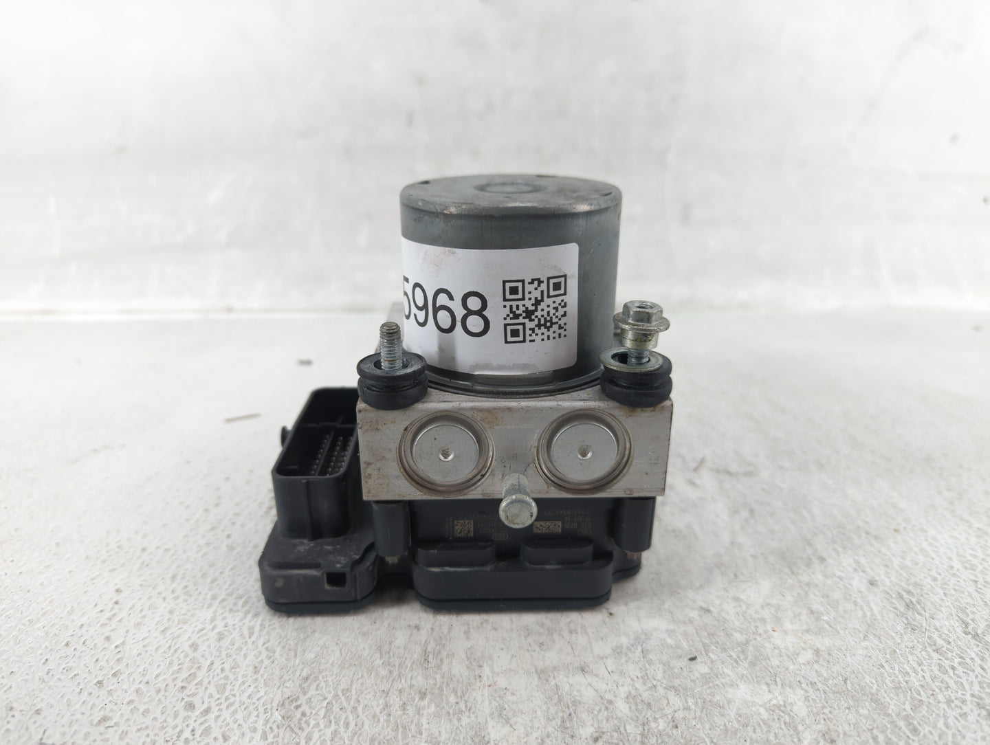 2017 Chevrolet Malibu ABS Pump Control Module Replacement P/N:84139399 84139390, 84139389, 84205164, 84056034 Fits OEM Used 