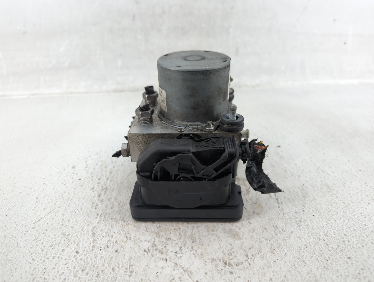 2017 Chevrolet Malibu Anti-Lock Brake ABS Pump Module Actuator OEM P/N:065055766 84205164, 84139399, 84139390, 84139389 Fits