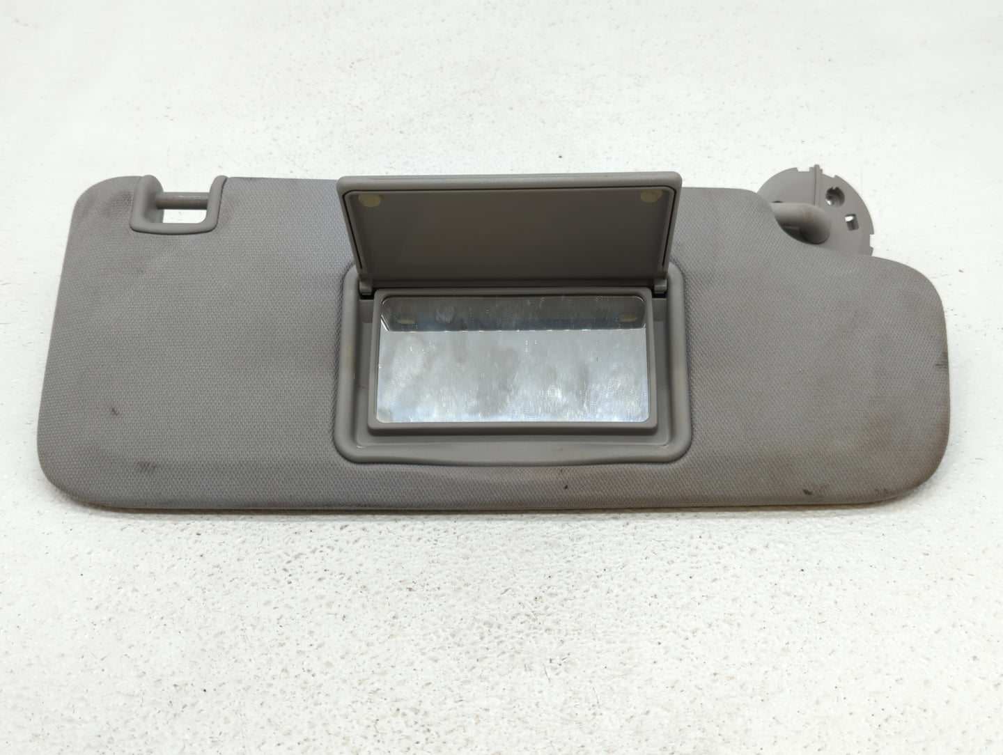 2016-2021 Chevrolet Malibu Sun Visor Shade Replacement Passenger Right Mirror Fits Fits 2016 2017 2018 2019 2020 2021 OEM Us