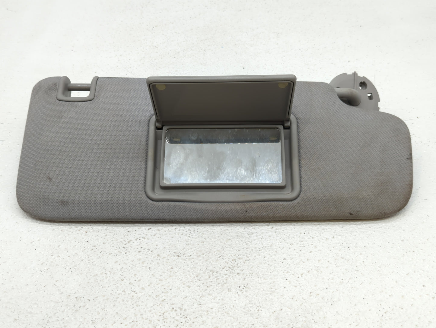 2016-2021 Chevrolet Malibu Sun Visor Shade Replacement Passenger Right Mirror Fits Fits 2016 2017 2018 2019 2020 2021 OEM Us