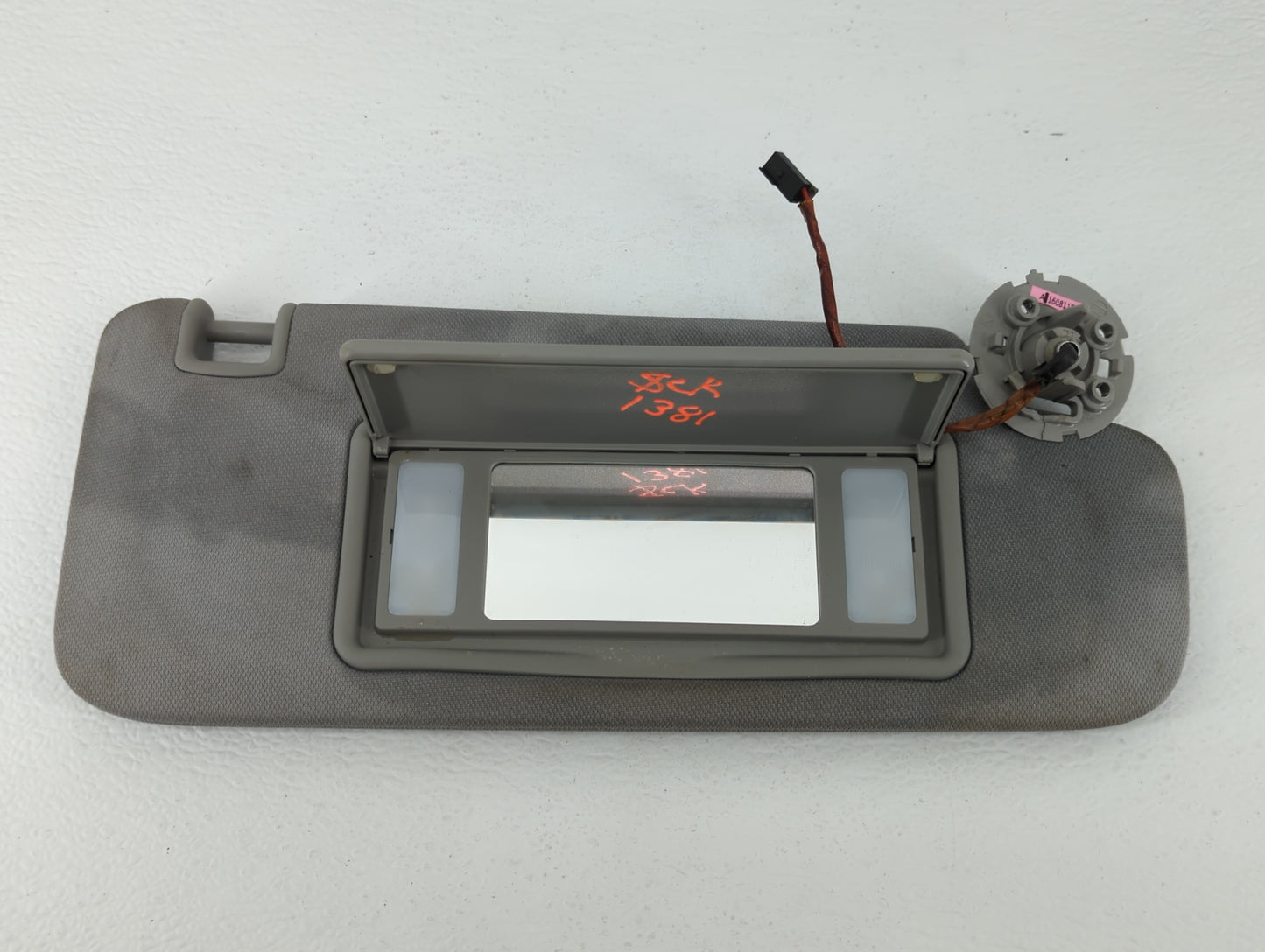 2016-2021 Chevrolet Malibu Sun Visor Shade Replacement Passenger Right Mirror Fits Fits 2016 2017 2018 2019 2020 2021 OEM Us