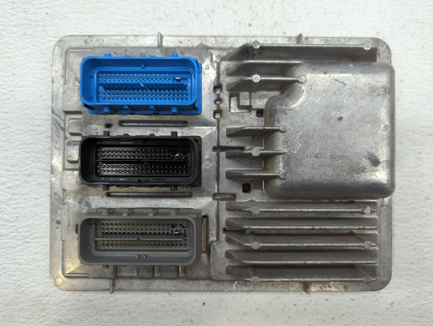 2017-2021 Chevrolet Malibu PCM Engine Control Computer ECU ECM PCU OEM P/N:12680876 811839393 Fits OEM Used Auto Parts - Oem