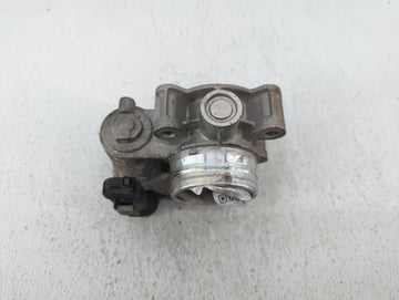 2016-2021 Chevrolet Malibu Throttle Body P/N:12671379AA Fits Fits 2016 2017 2018 2019 2020 2021 2022 OEM Used Auto Parts