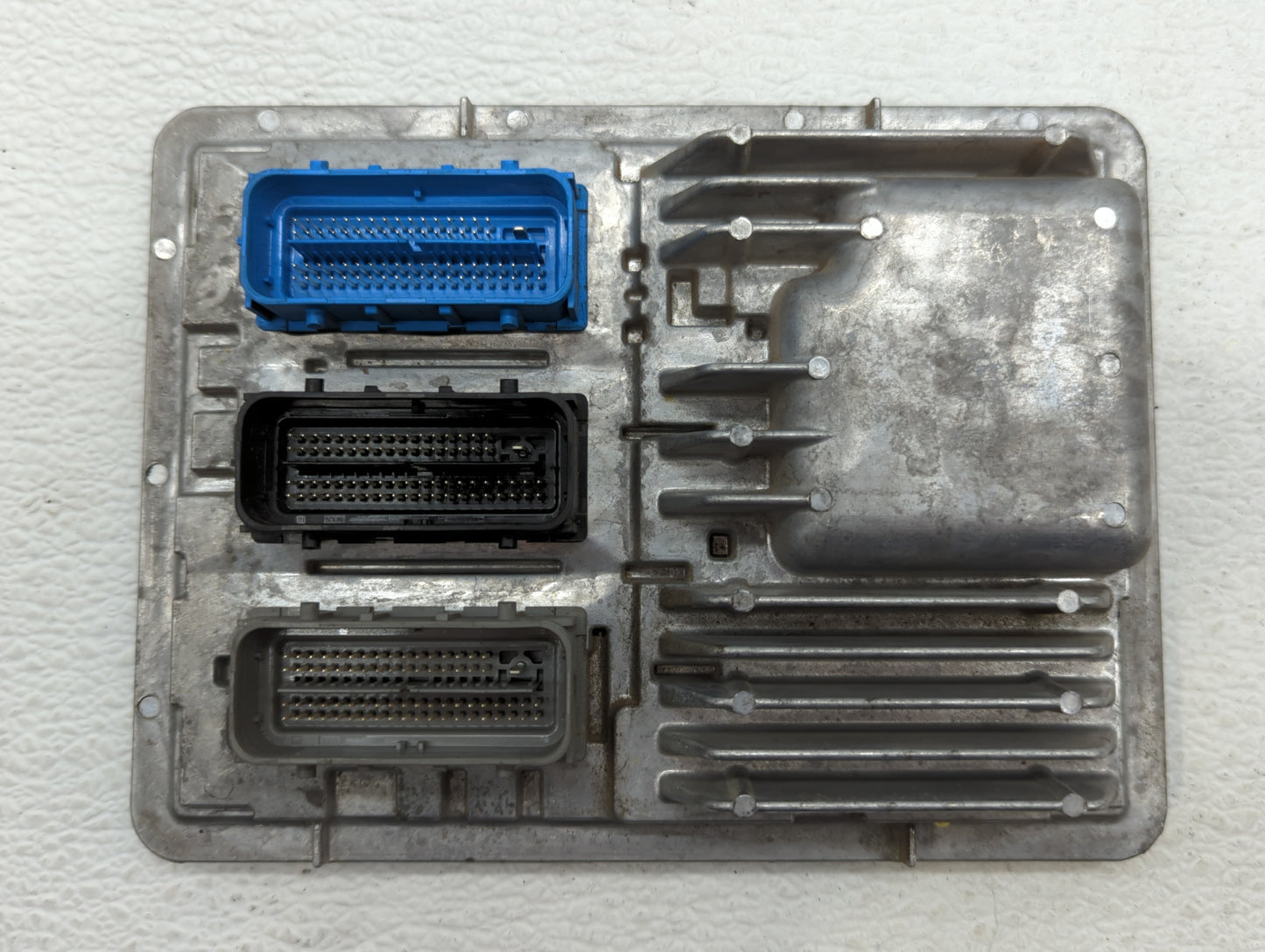 2017-2021 Chevrolet Malibu PCM Engine Control Computer ECU ECM PCU OEM P/N:12680876 Fits Fits 2017 2018 2019 2020 2021 2022 