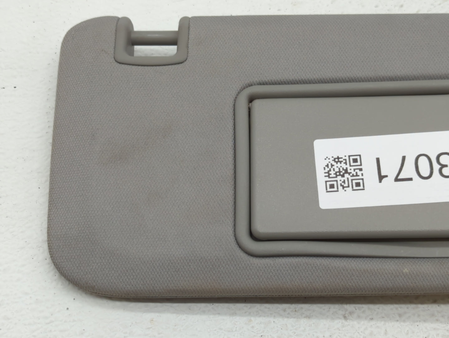 2016-2021 Chevrolet Malibu Sun Visor Shade Replacement Passenger Right Mirror Fits Fits 2016 2017 2018 2019 2020 2021 OEM Us