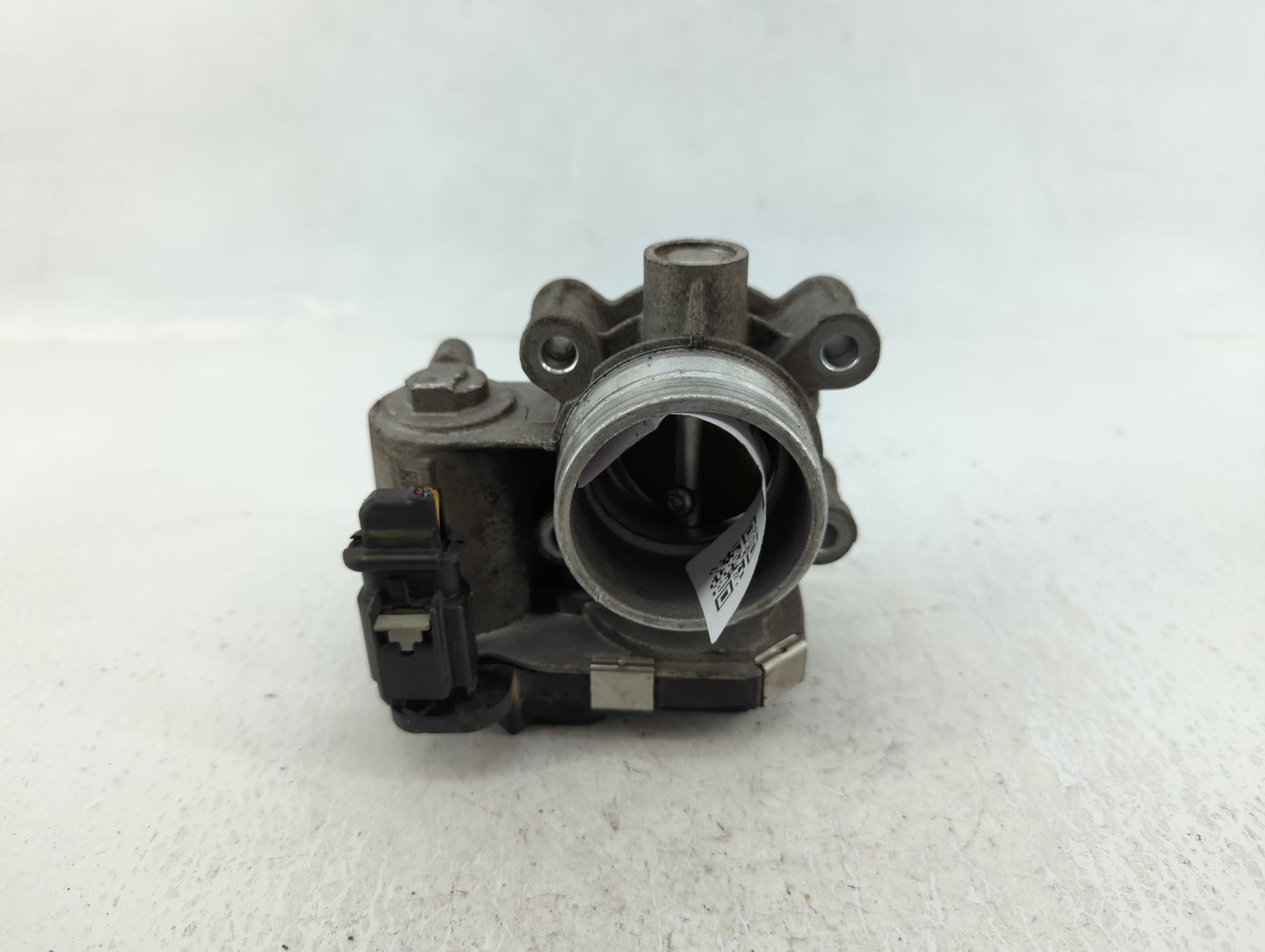 2016-2021 Chevrolet Malibu Throttle Body P/N:12671379AA Fits Fits 2016 2017 2018 2019 2020 2021 2022 OEM Used Auto Parts - O