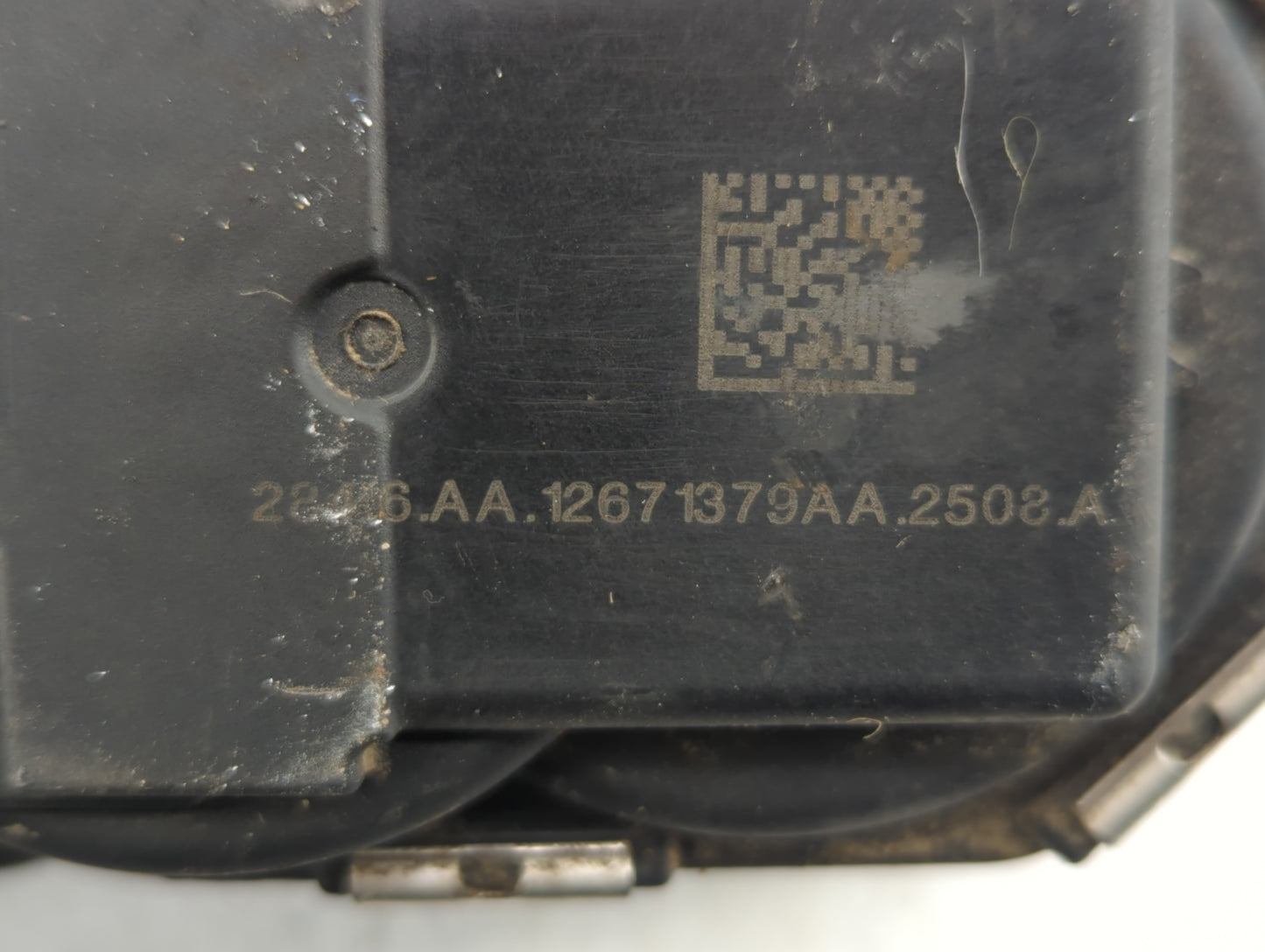 2016-2021 Chevrolet Malibu Throttle Body P/N:12671379AA Fits Fits 2016 2017 2018 2019 2020 2021 2022 OEM Used Auto Parts - O