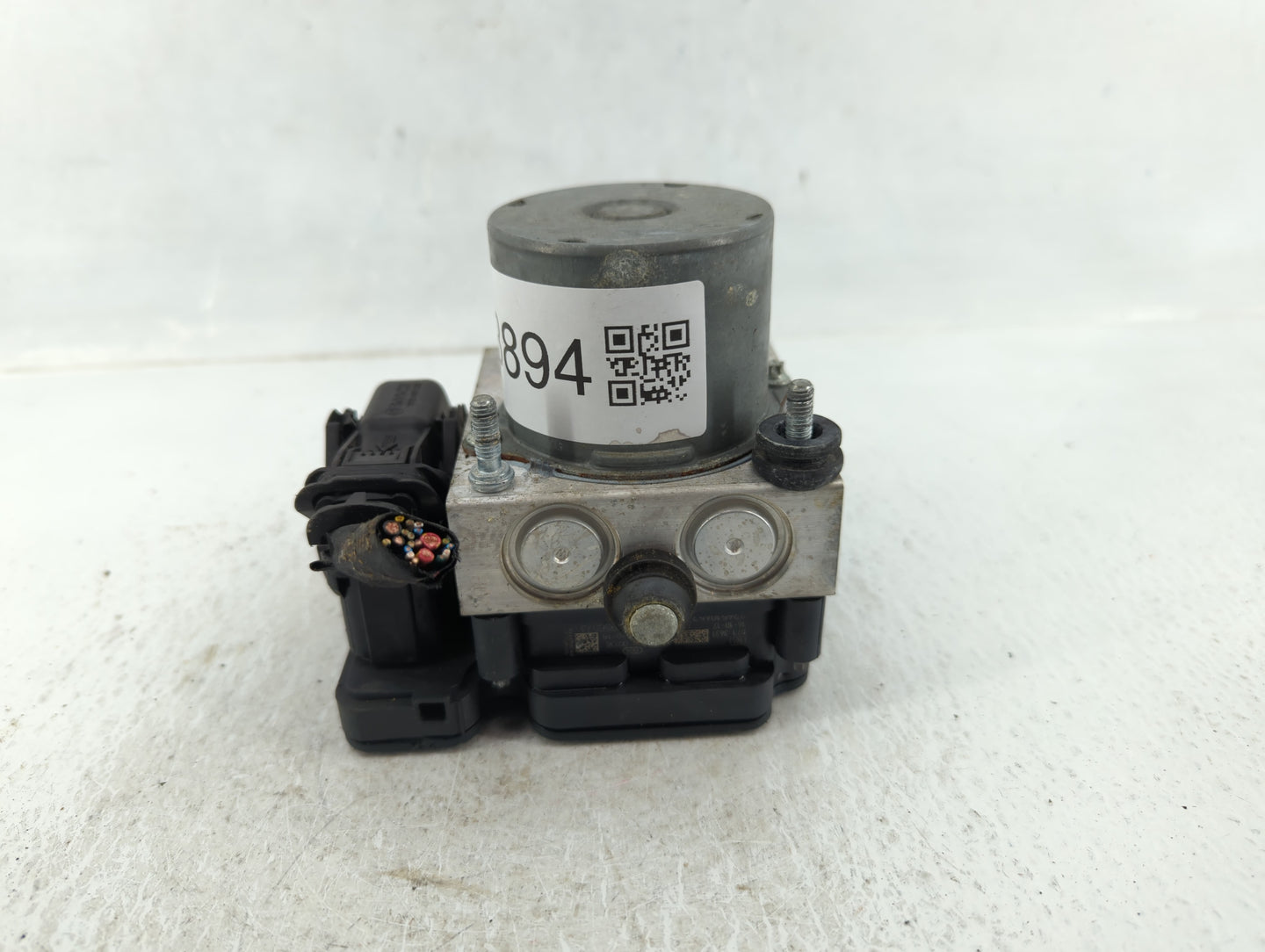 2017 Chevrolet Malibu ABS Pump Control Module Replacement P/N:065055766 Fits OEM Used Auto Parts - Oemusedautoparts1.com