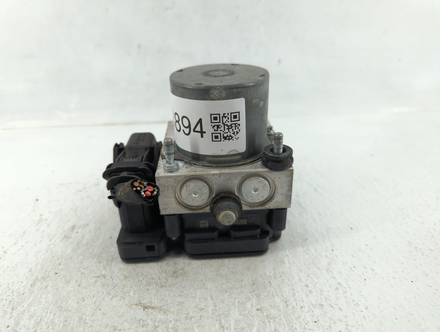2017 Chevrolet Malibu ABS Pump Control Module Replacement P/N:065055766 Fits OEM Used Auto Parts - Oemusedautoparts1.com
