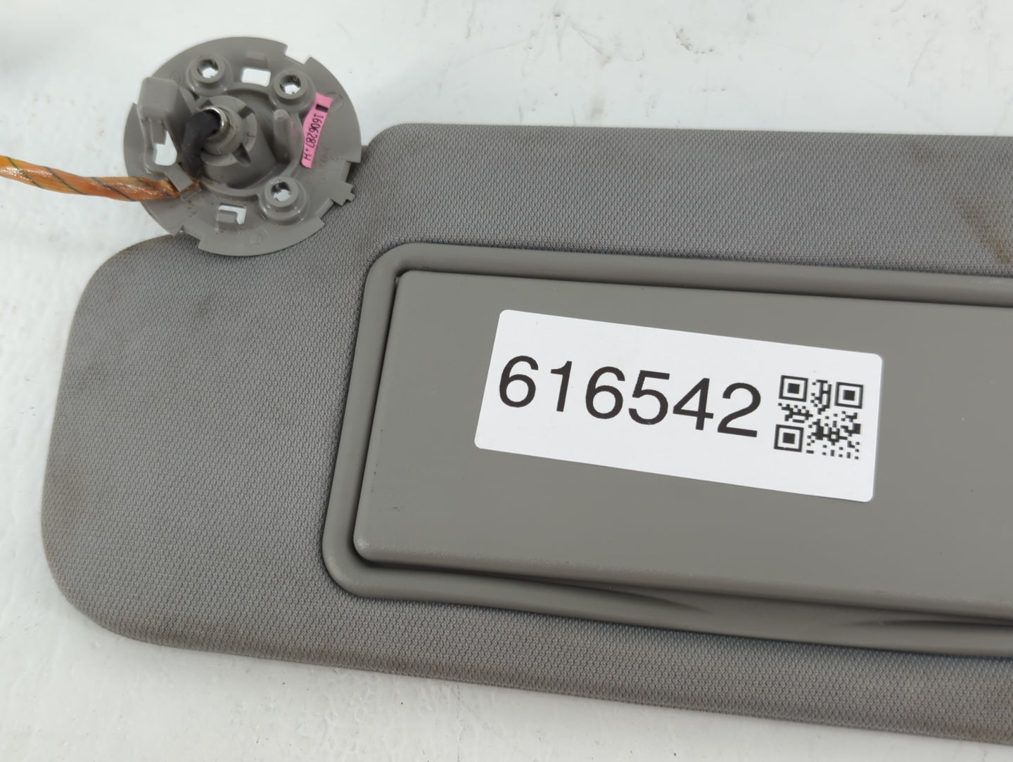 2016-2021 Chevrolet Malibu Sun Visor Shade Replacement Driver Left Mirror Fits Fits 2016 2017 2018 2019 2020 2021 OEM Used A