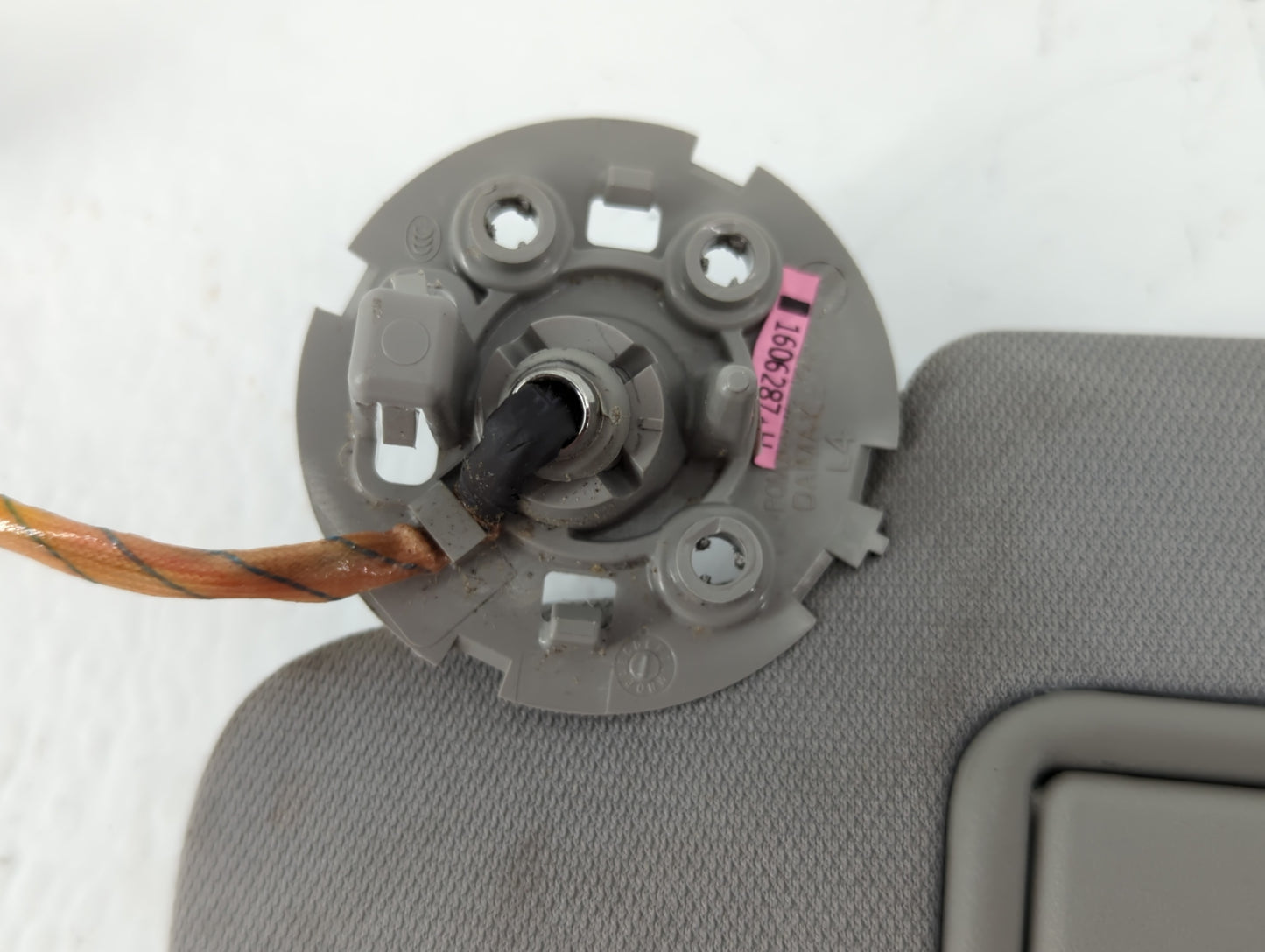 2016-2021 Chevrolet Malibu Sun Visor Shade Replacement Driver Left Mirror Fits Fits 2016 2017 2018 2019 2020 2021 OEM Used A