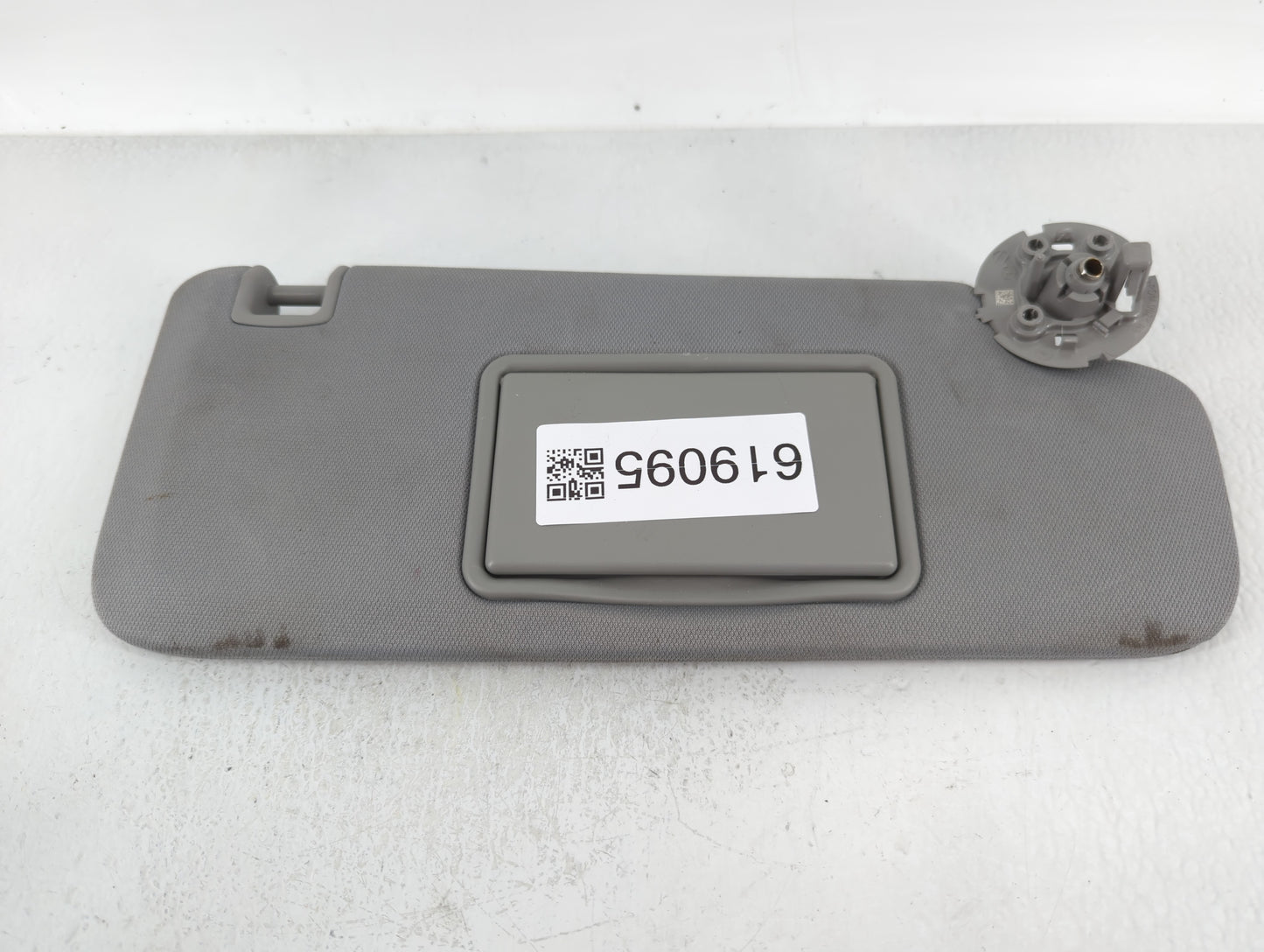 2016-2021 Chevrolet Malibu Sun Visor Shade Replacement Driver Left Mirror Fits Fits 2016 2017 2018 2019 2020 2021 OEM Used A