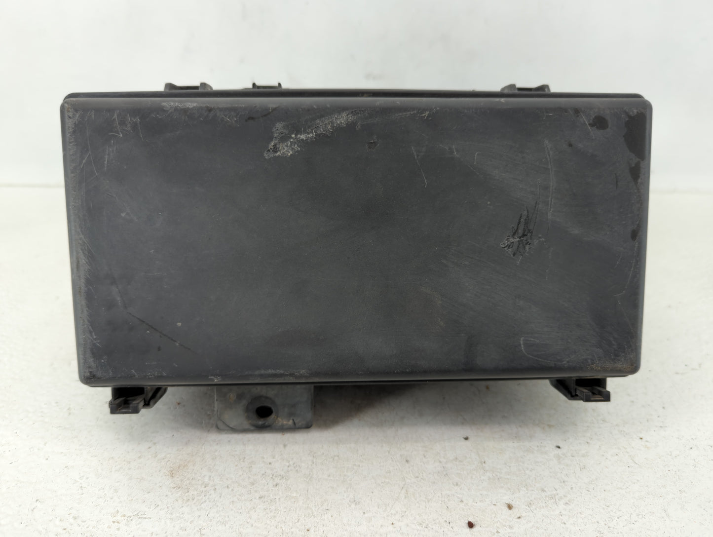 2017-2018 Chevrolet Malibu Fusebox Fuse Box Panel Relay Module P/N:031R10N979 TK8-A011 A0 Fits Fits 2017 2018 OEM Used Auto 